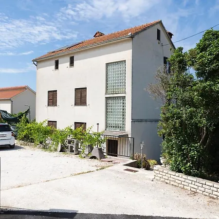 Appartamento Studio-appartements Emwey *